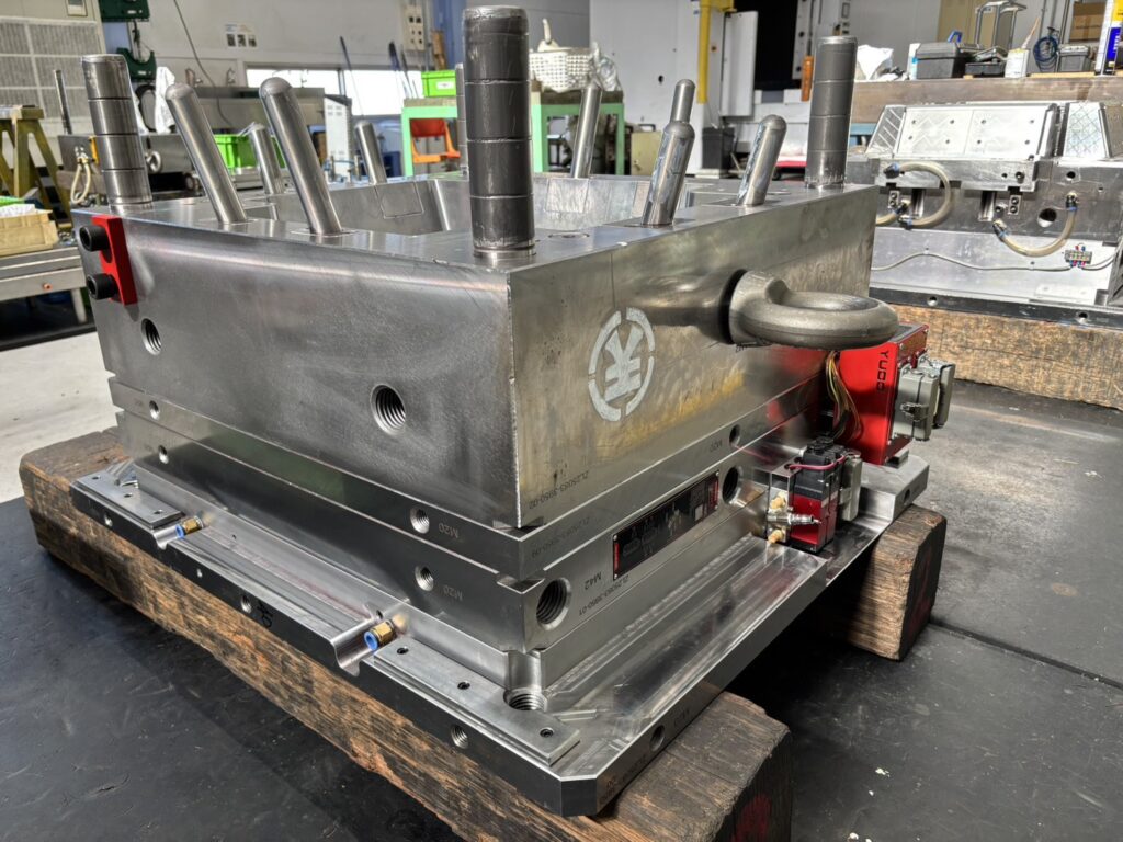 プラ型用鋼 KTSM材シリーズ　・　プラスチック金型 設計製作